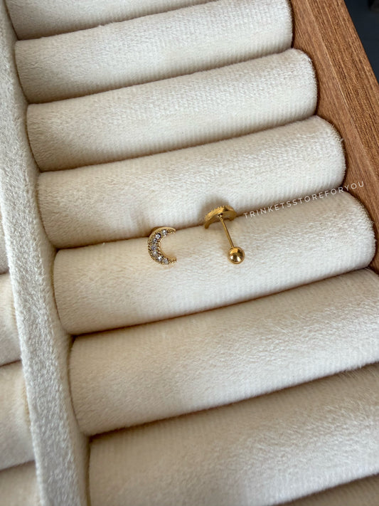 Moon Studs