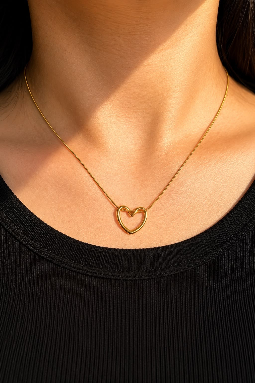 Viral Heart Necklace