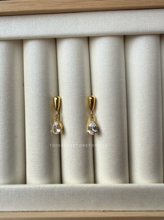 Kyra Drop Earrings