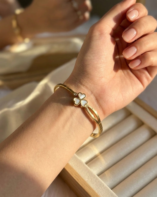 Lucky Clover Kada