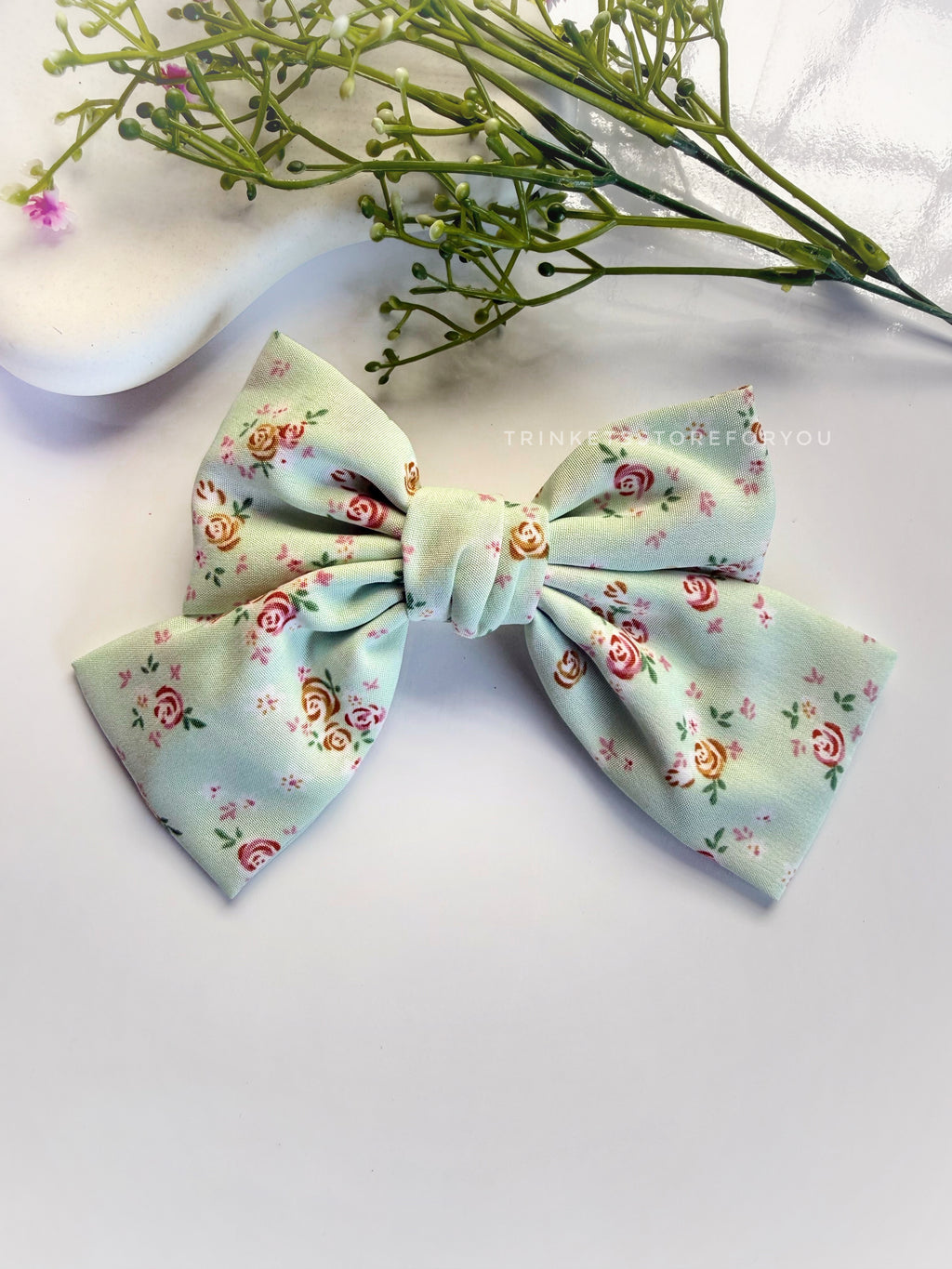 Mint Bow Clip