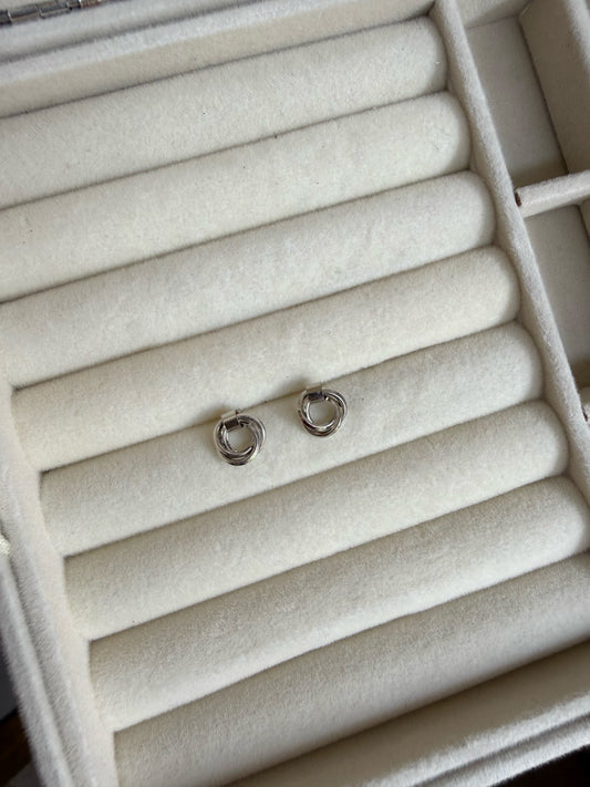 Simple Chic Studs