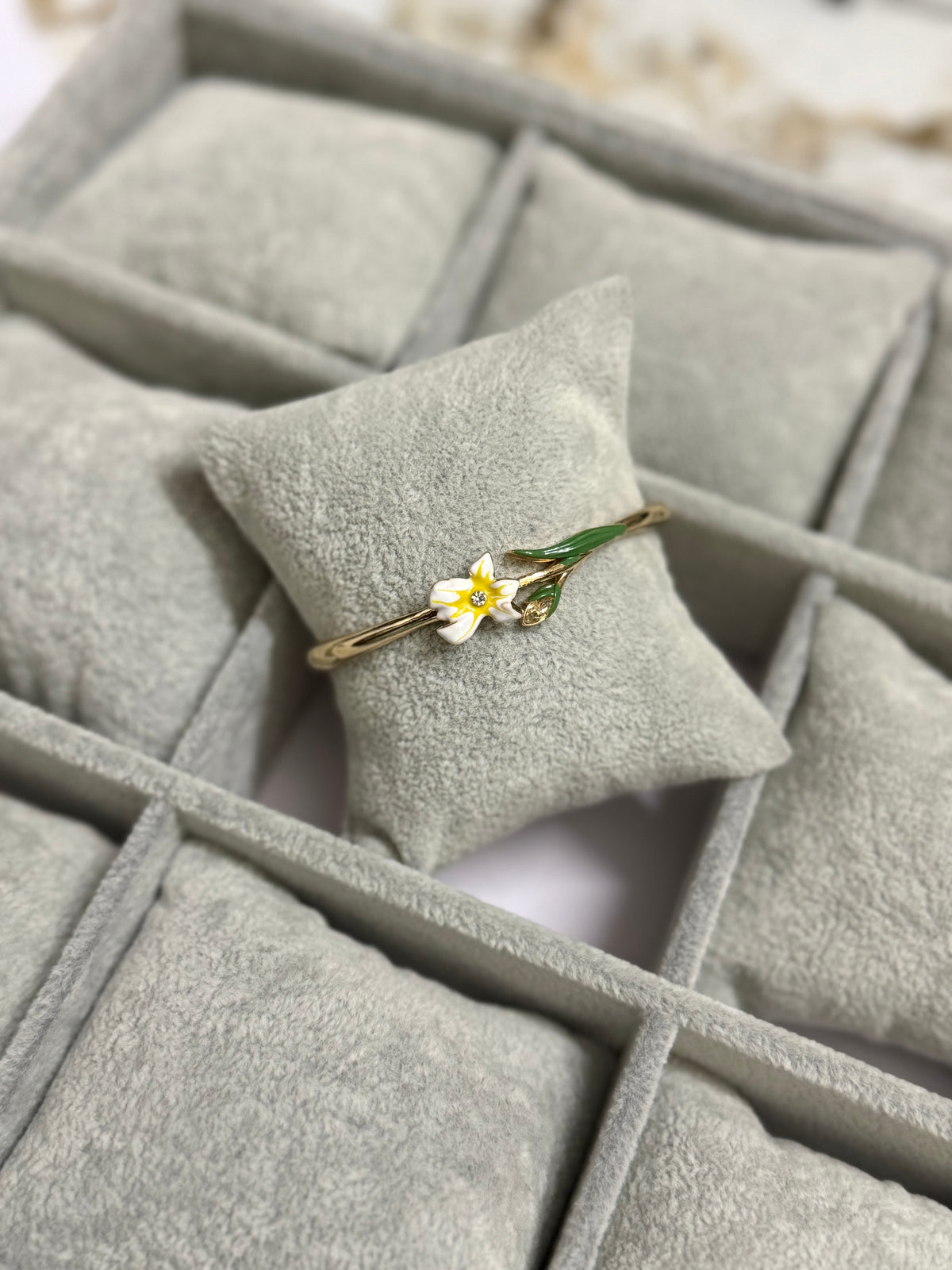 316L Floral Bracelet