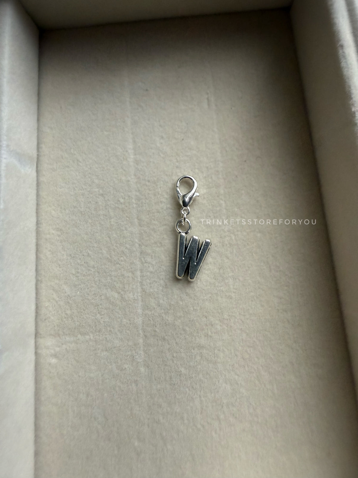 W Add on Charm