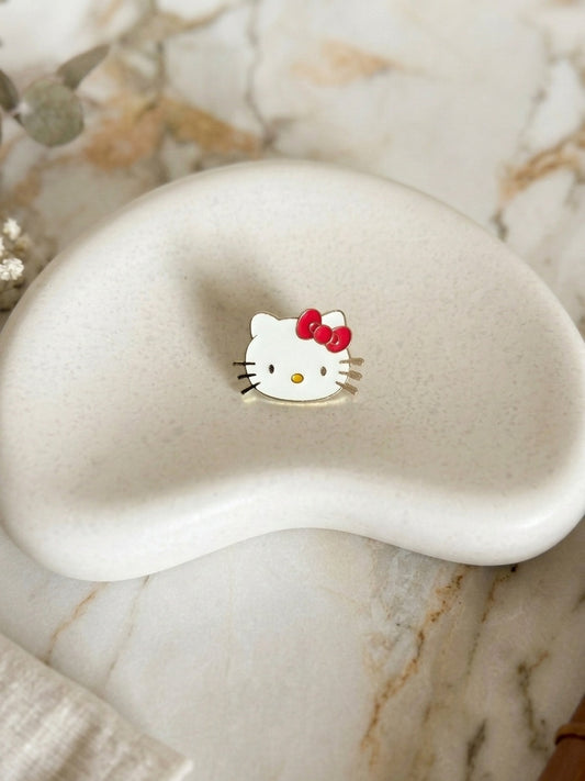 Kitty Pin
