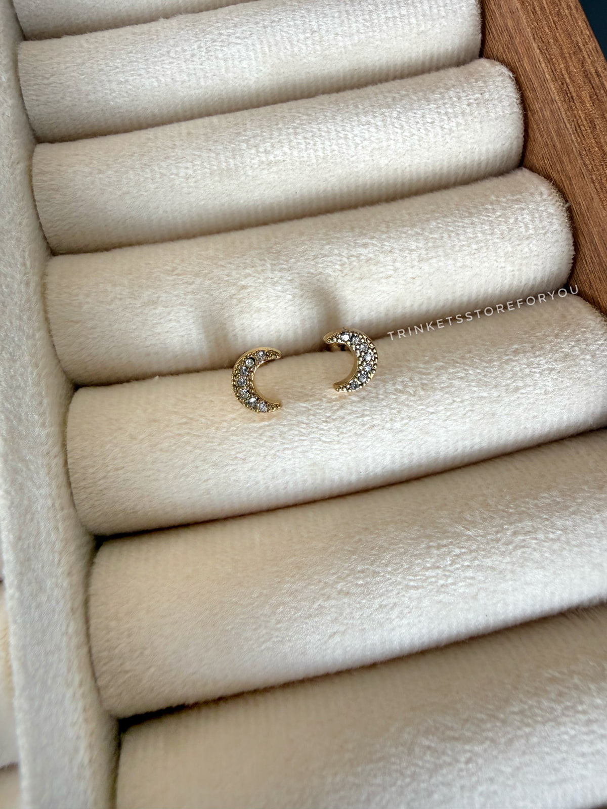 Moon Studs