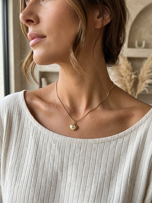 Starlight Shell Necklace