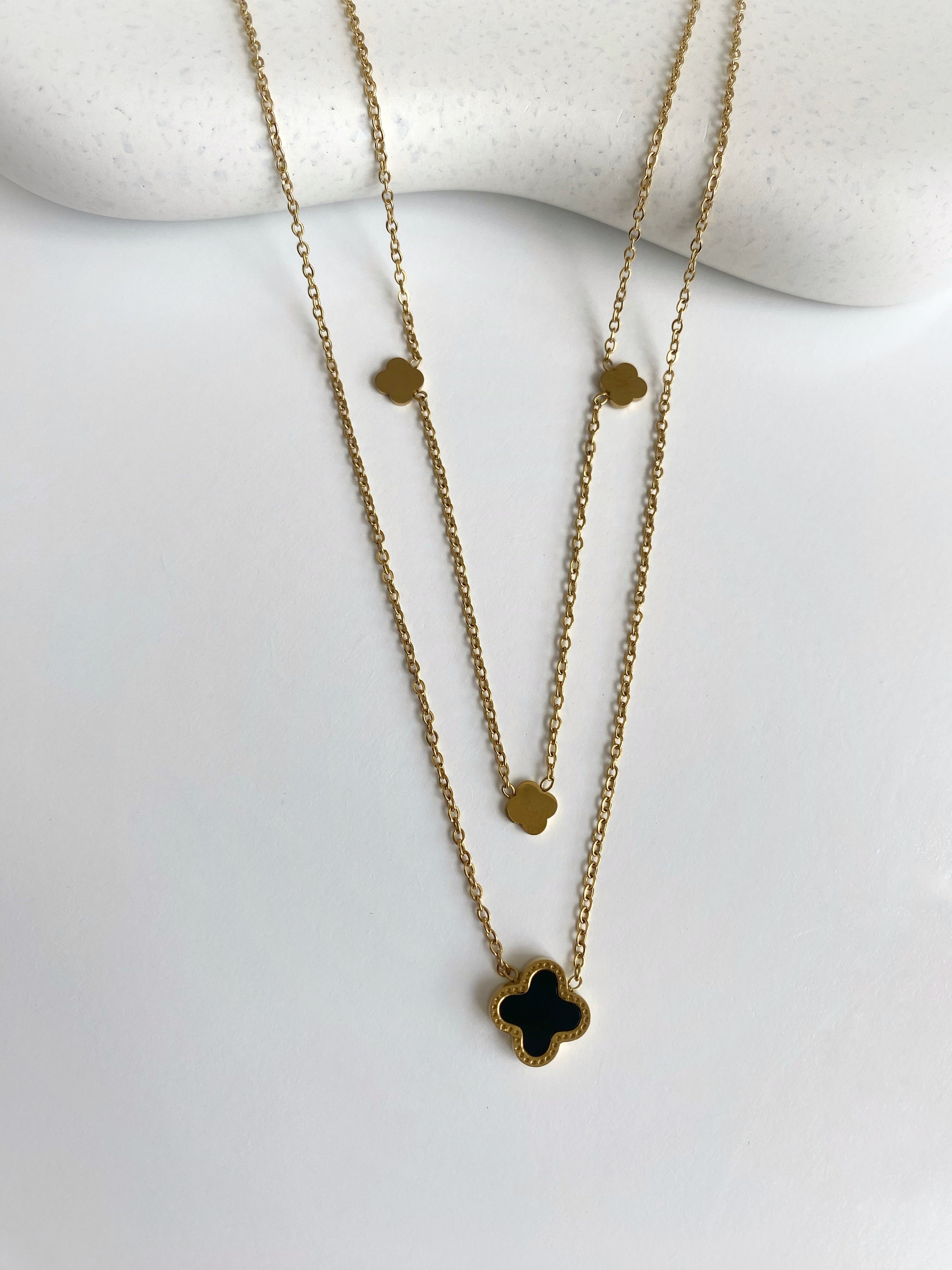 Dual line clover chain