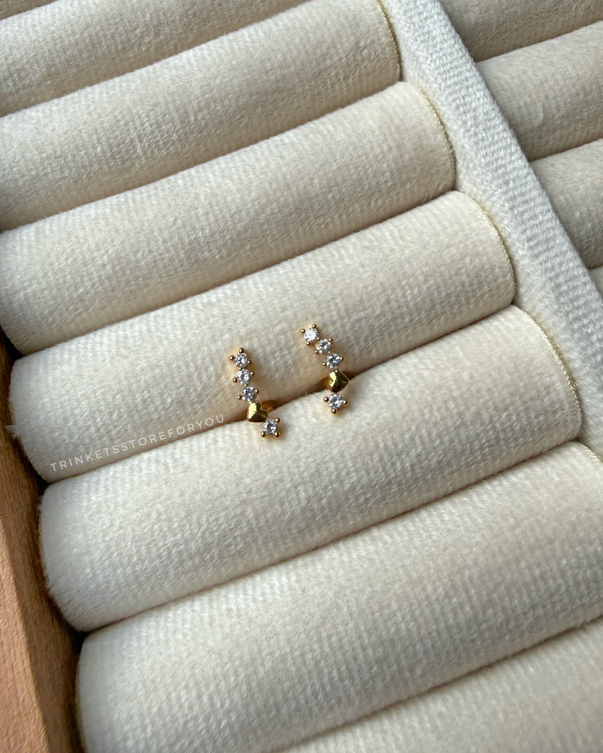 Helix Heart Ball back studs