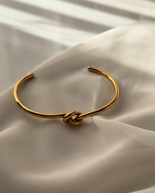 Knot Kada Bracelet