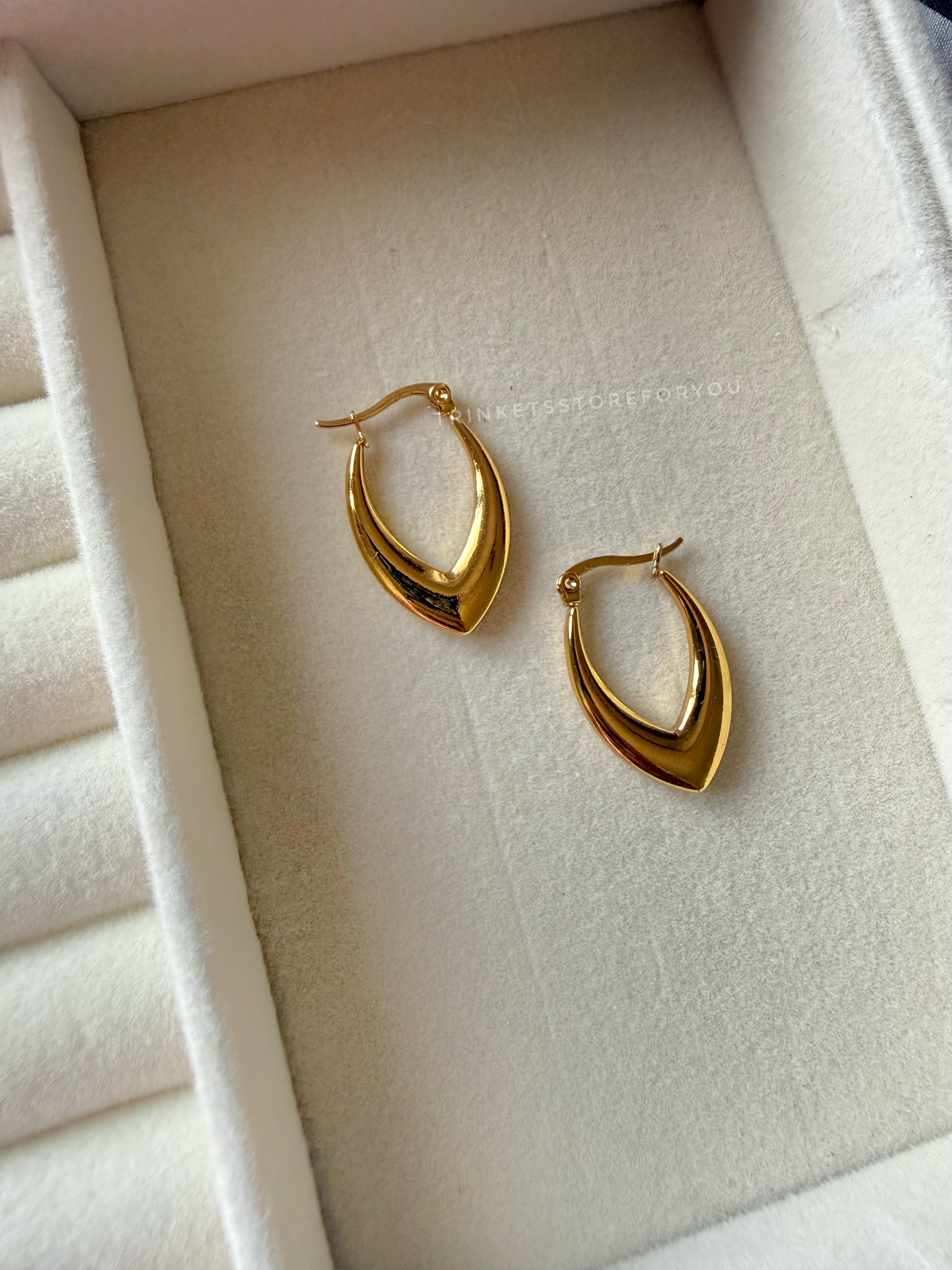 Arc Petal Hoops