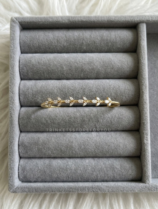Crystal Tulip Bangle