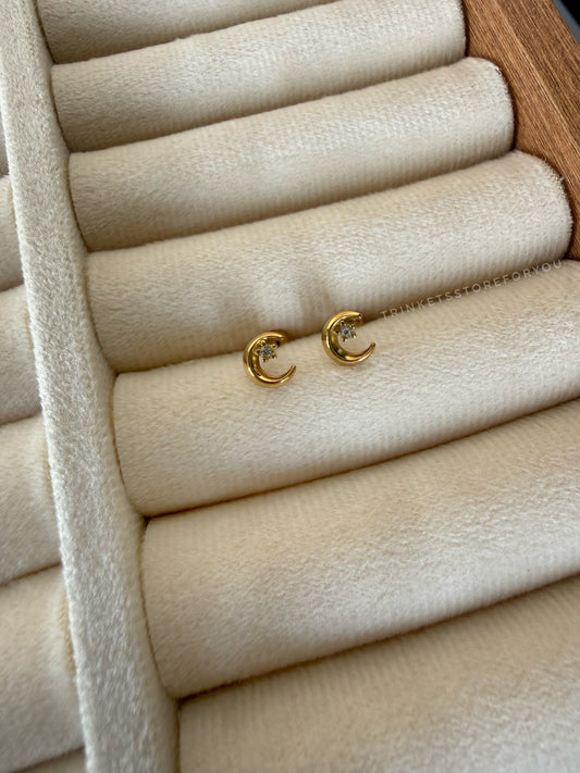 Moon-Star studs