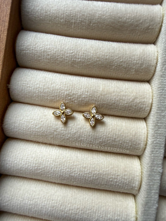 Crystal Studs