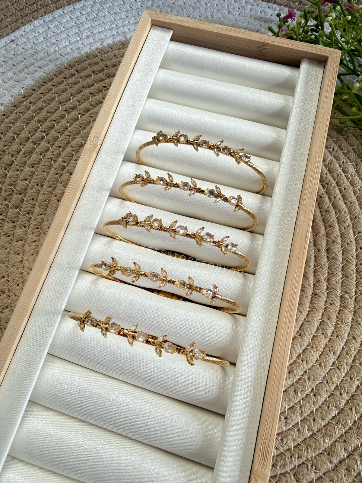 Tulip Bangles