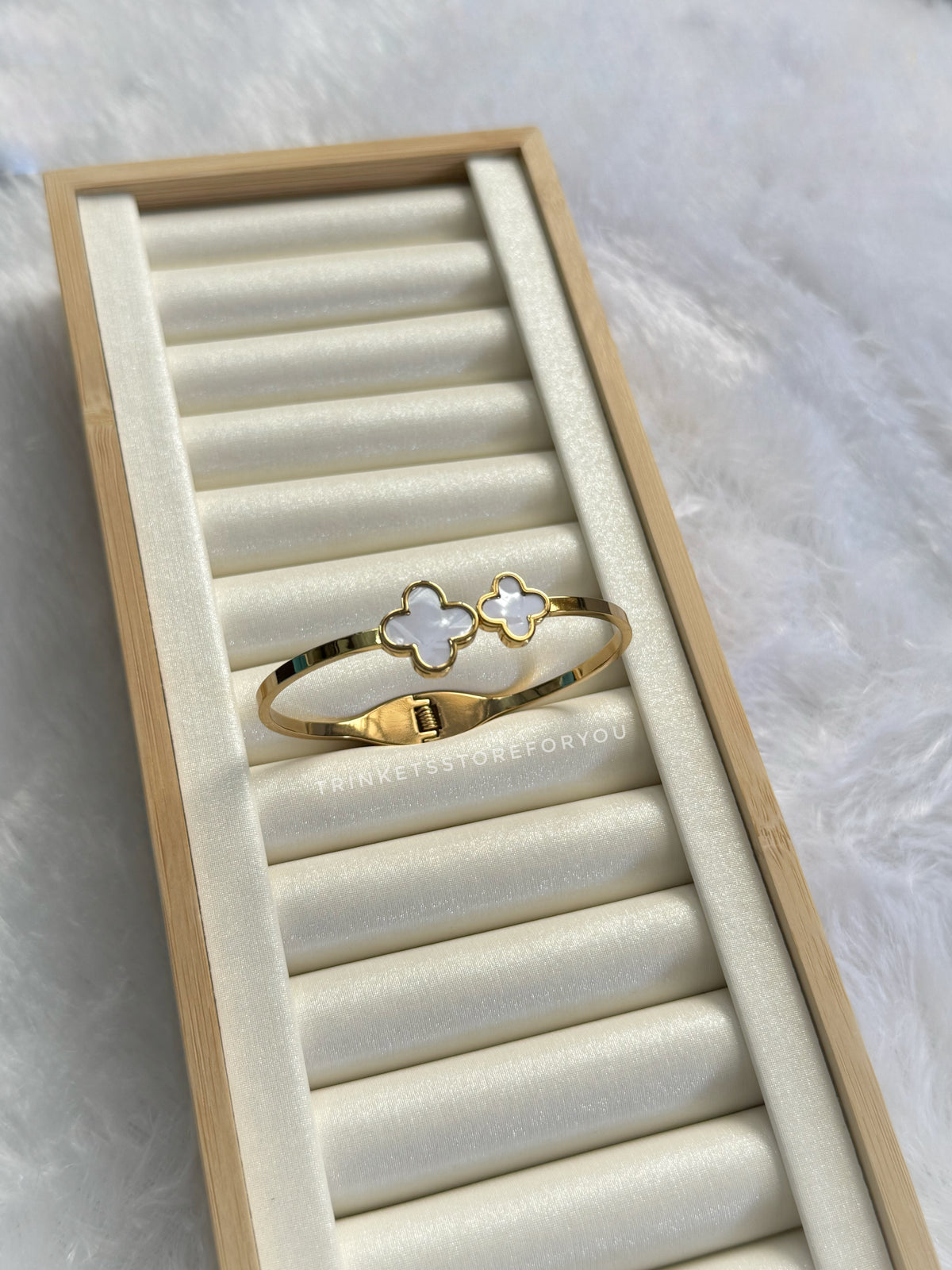 Twin Clover KADA