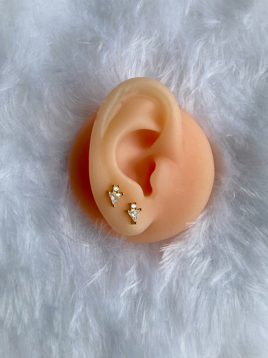 Arrow tip ball back studs
