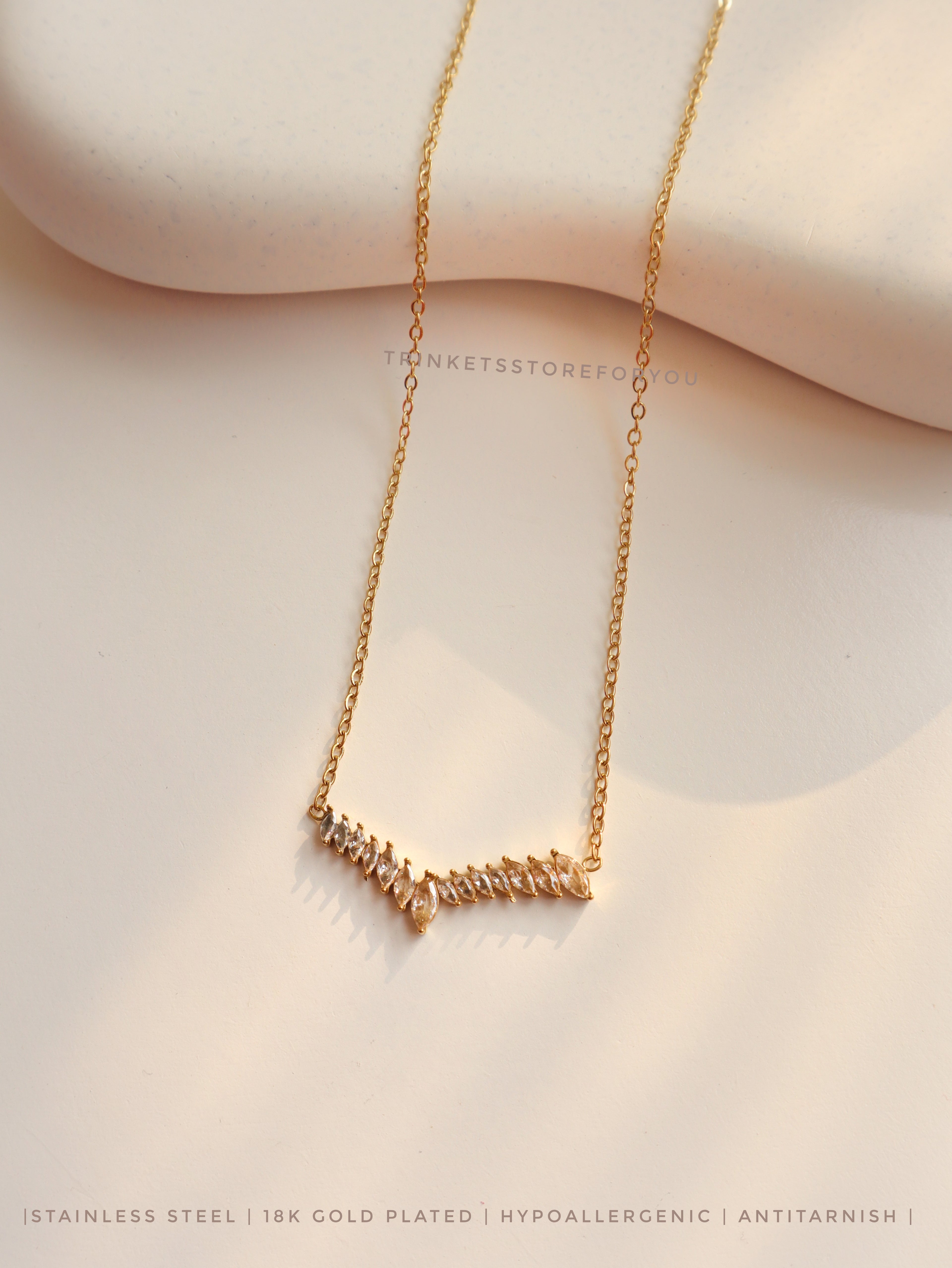 Olive Glow Necklace